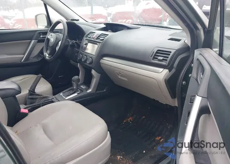2015 Subaru Forester 2.5I Touring из США, поврежденный, VIN JF2SJAWC5FH572514